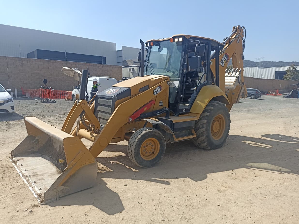 Retroexcavadora usada cat