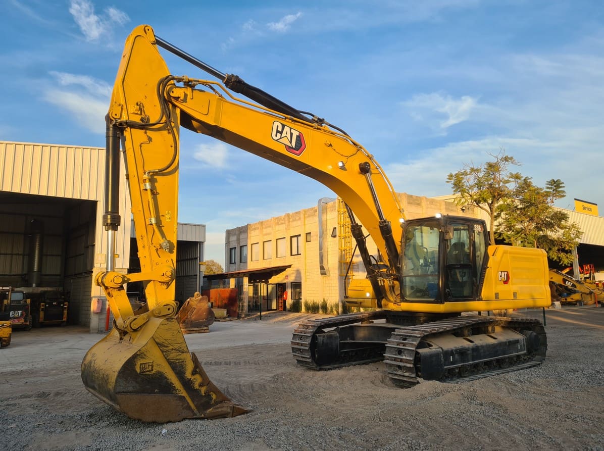 Excavadora usada cat