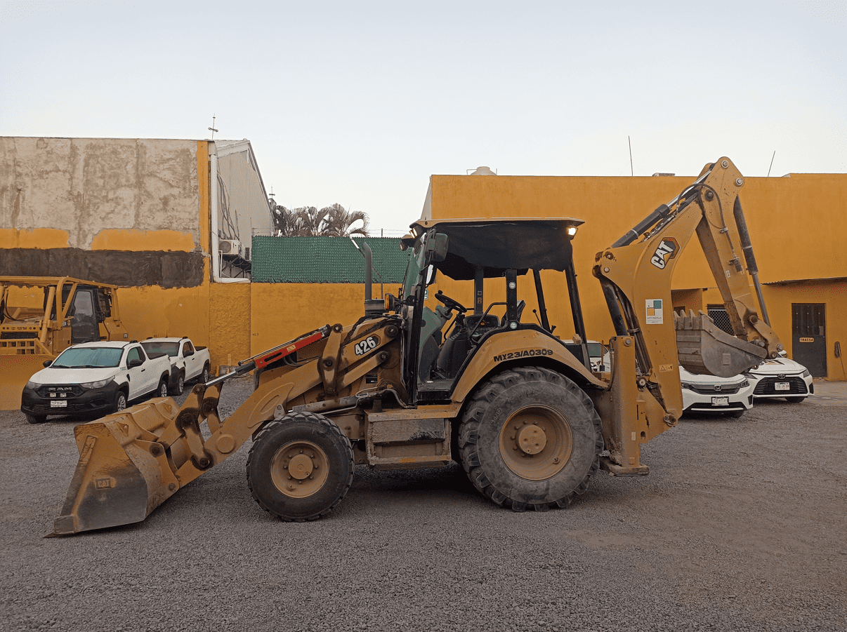 Retroexcavadora usada cat