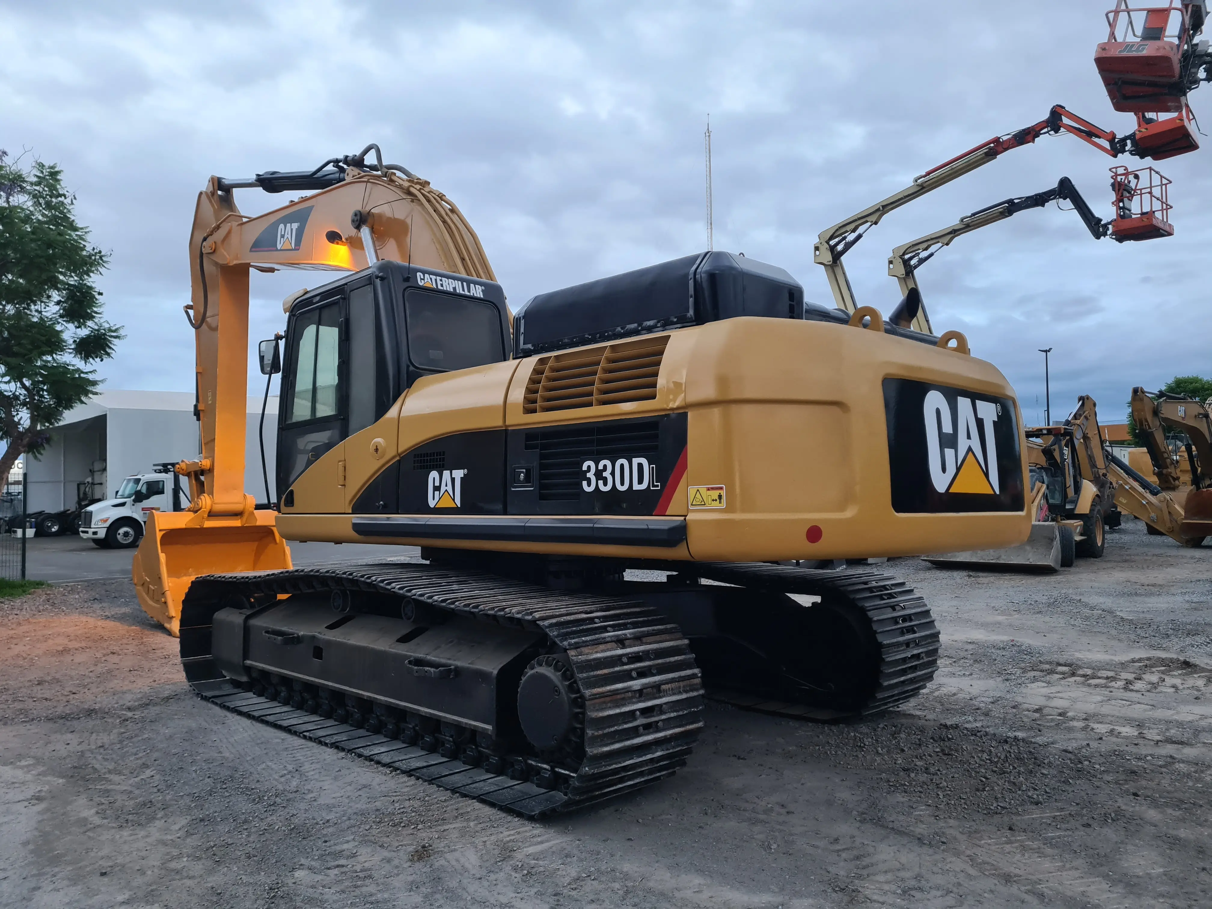 Excavadora usada cat