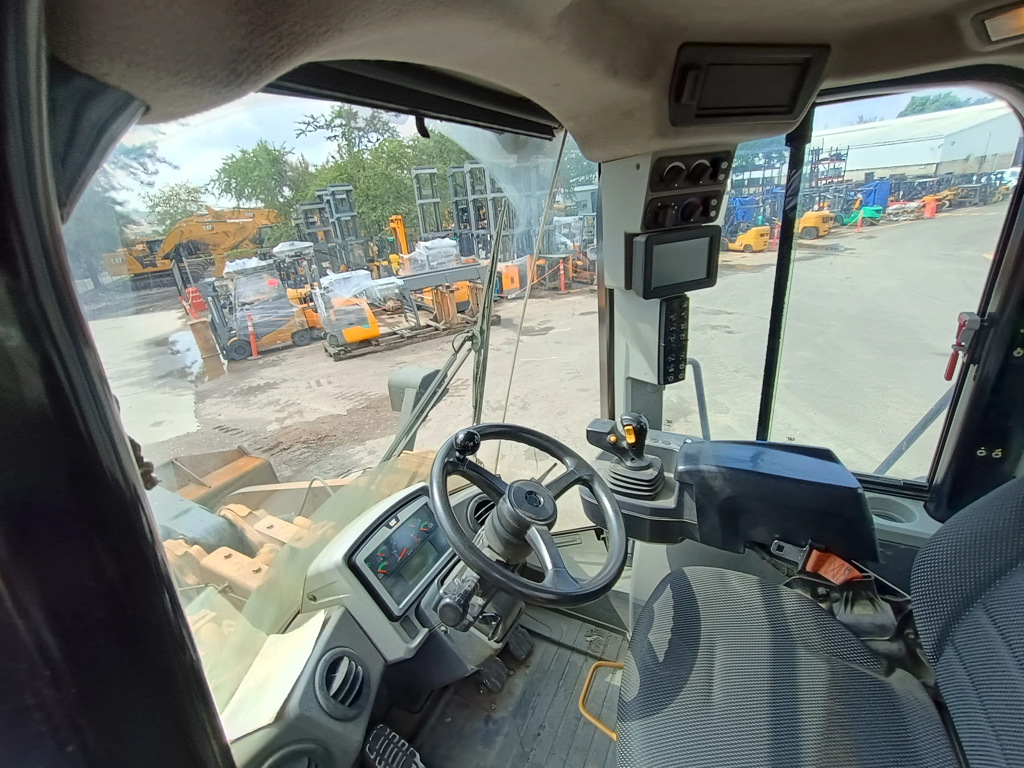 Cargador frontal usado